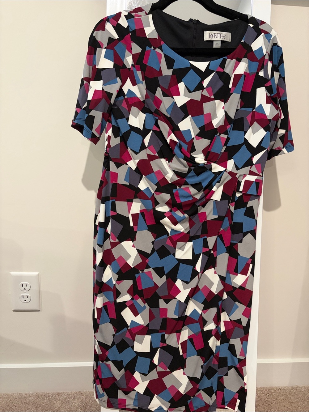 Kasper Twist-Front Geometric Print Dress in Black, Blue, Magenta & White